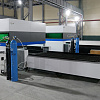 FL-L2040FEHR-3000-D220-IPG Лазерный станок для резки листового металла и труб со сменным столом и кабинетной защитой