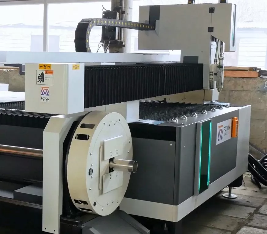 FL-L2040FR-6000-D350-Raycus Лазерный станок для резки листового металла и труб